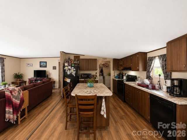 915 Jay Burke Road, Taylorsville, NC 28681