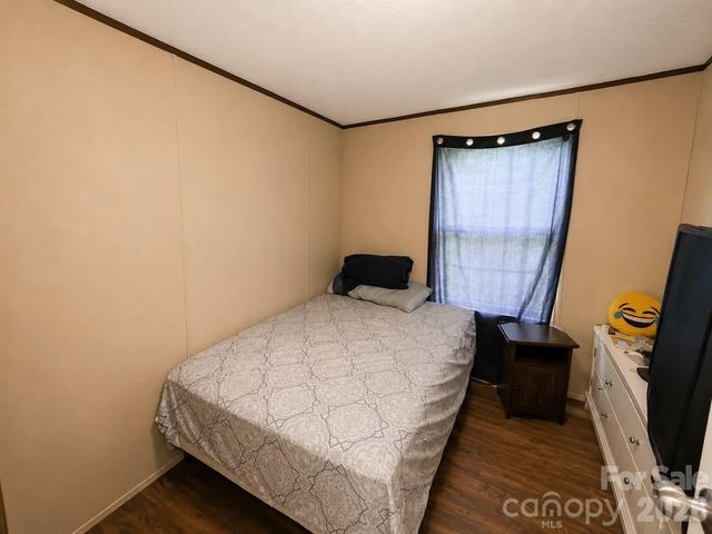 915 Jay Burke Road, Taylorsville, NC 28681