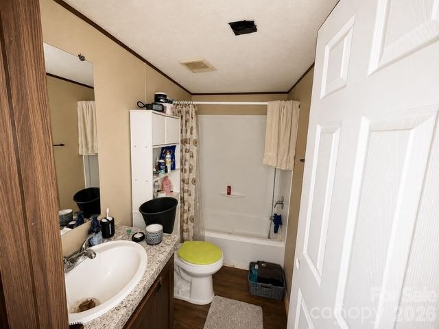 915 Jay Burke Road, Taylorsville, NC 28681