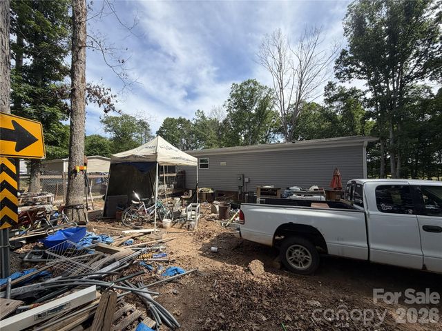 915 Jay Burke Road, Taylorsville, NC 28681