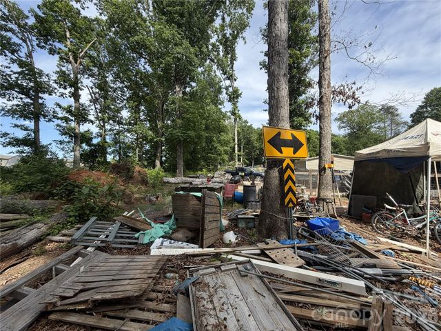 915 Jay Burke Road, Taylorsville, NC 28681