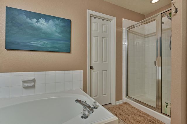 7 W Greenhill Terrace Place, The Woodlands, TX 77382