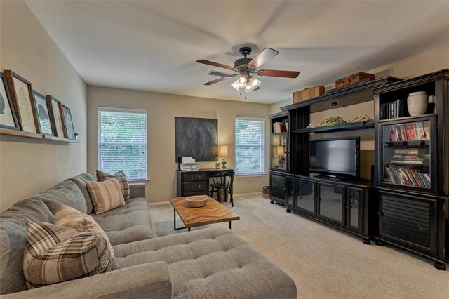 7 W Greenhill Terrace Place, The Woodlands, TX 77382