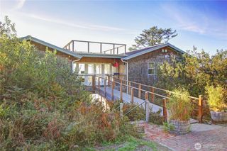 35302 I Place, Ocean Park, WA 98640