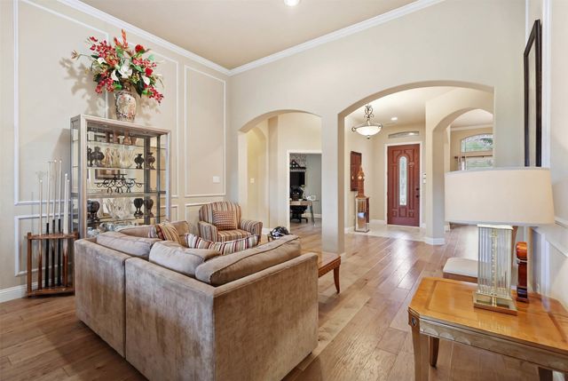 186 Las Colinas Trail, Cross Roads, TX 76227