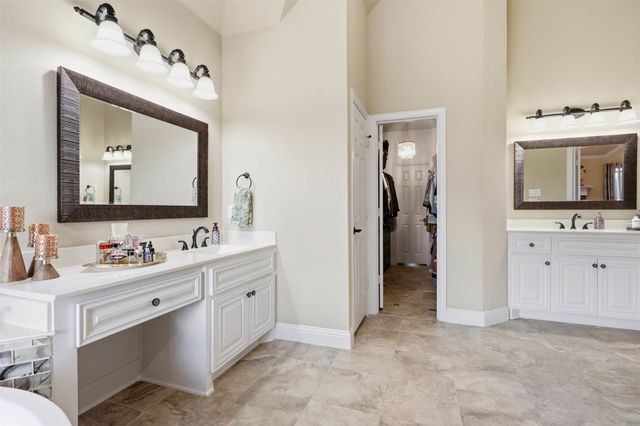 186 Las Colinas Trail, Cross Roads, TX 76227