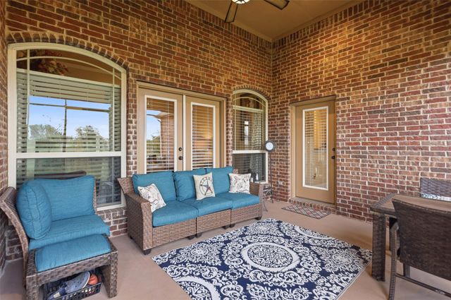 186 Las Colinas Trail, Cross Roads, TX 76227