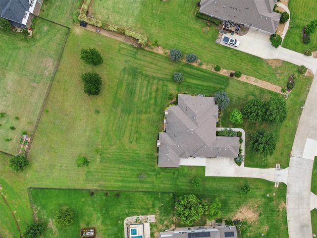 186 Las Colinas Trail, Cross Roads, TX 76227