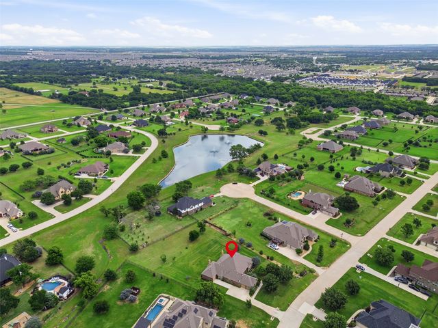 186 Las Colinas Trail, Cross Roads, TX 76227