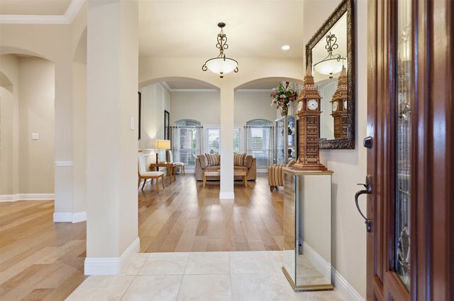 186 Las Colinas Trail, Cross Roads, TX 76227