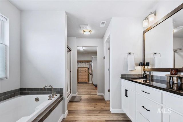 4215 N Pindus Avenue, Meridian, ID 83646