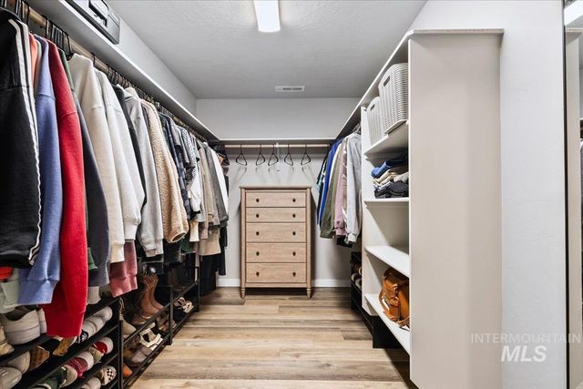 4215 N Pindus Avenue, Meridian, ID 83646