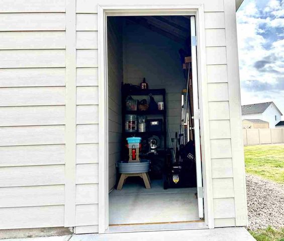 4215 N Pindus Avenue, Meridian, ID 83646