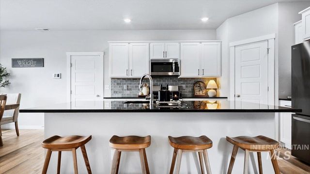 4215 N Pindus Avenue, Meridian, ID 83646