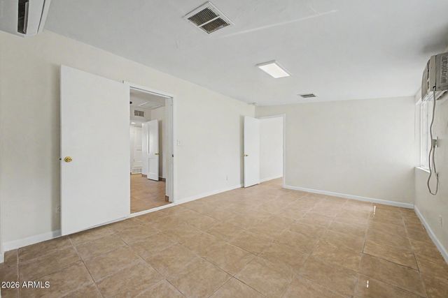 6138 N 15TH Avenue, Phoenix, AZ 85015