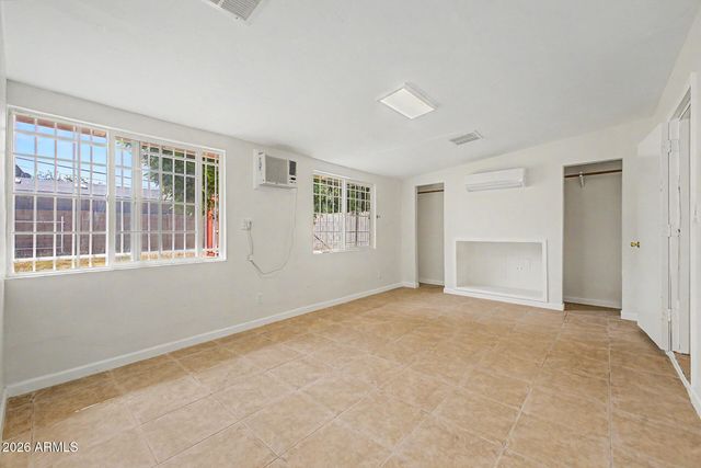 6138 N 15TH Avenue, Phoenix, AZ 85015