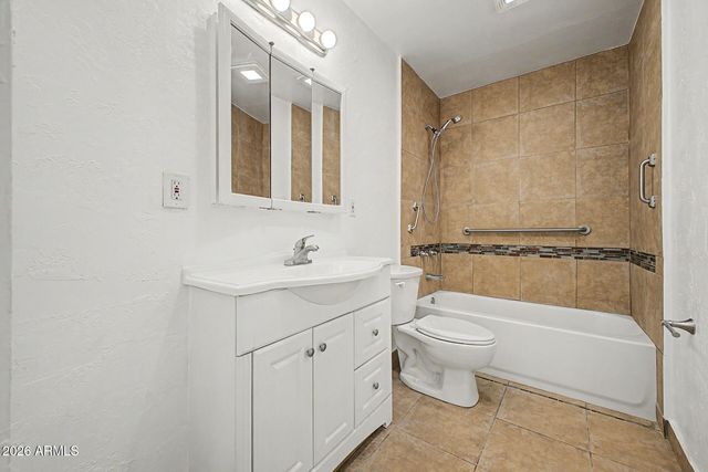 6138 N 15TH Avenue, Phoenix, AZ 85015