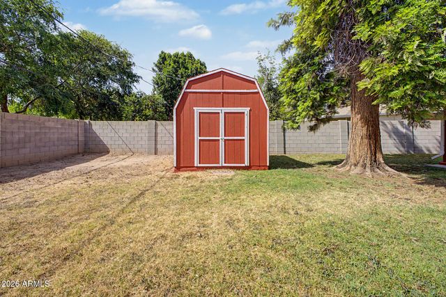 6138 N 15TH Avenue, Phoenix, AZ 85015