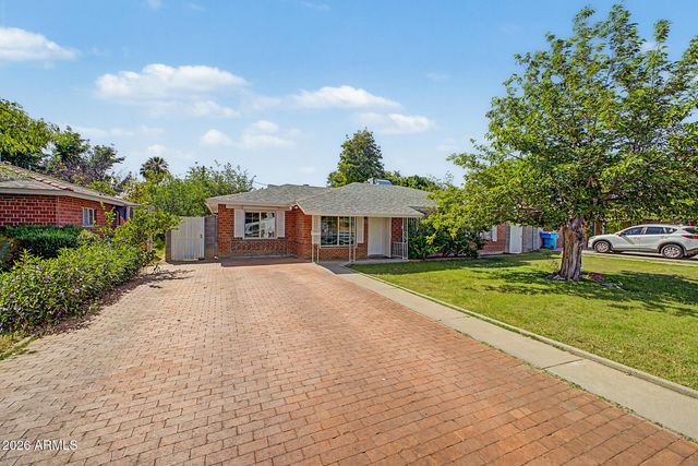6138 N 15TH Avenue, Phoenix, AZ 85015