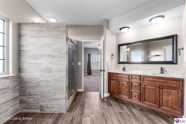 316 Merlot Court, Vine Grove, KY 40175