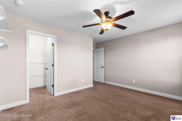 316 Merlot Court, Vine Grove, KY 40175