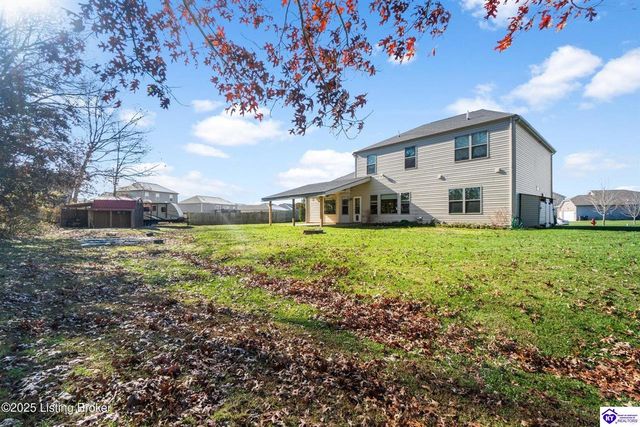 316 Merlot Court, Vine Grove, KY 40175