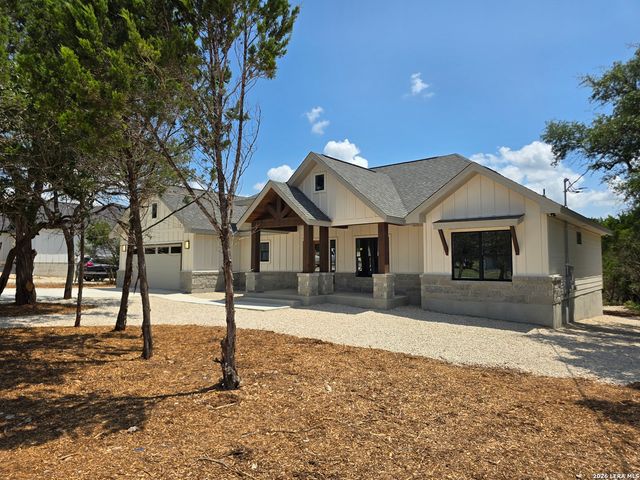 1247 MARLYS AVE, Canyon Lake, TX 78133