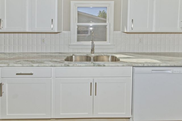 205 N Gould Road, Columbus, OH 43209