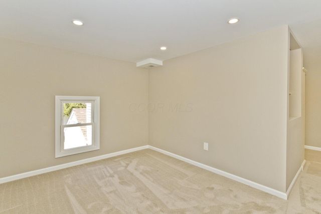 205 N Gould Road, Columbus, OH 43209