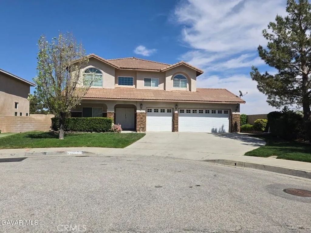 3321 Sungate, Palmdale, CA 93551