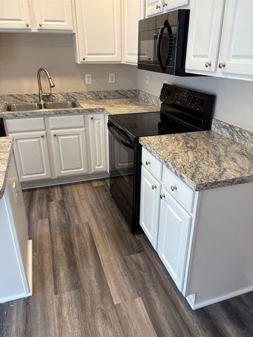 649 Wilshire Ln Unit 649, Murrells Inlet, SC 29576