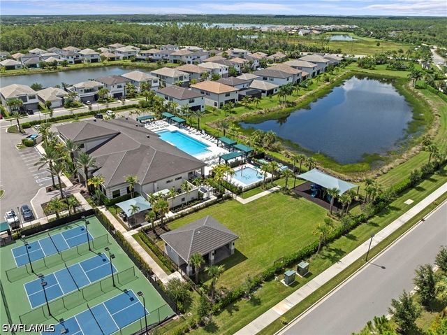 20944 Thistle Leaf LN, Estero, FL 33928