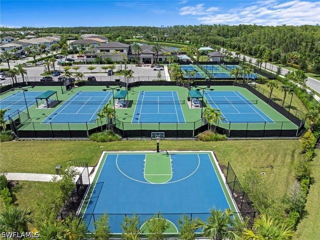 20944 Thistle Leaf LN, Estero, FL 33928