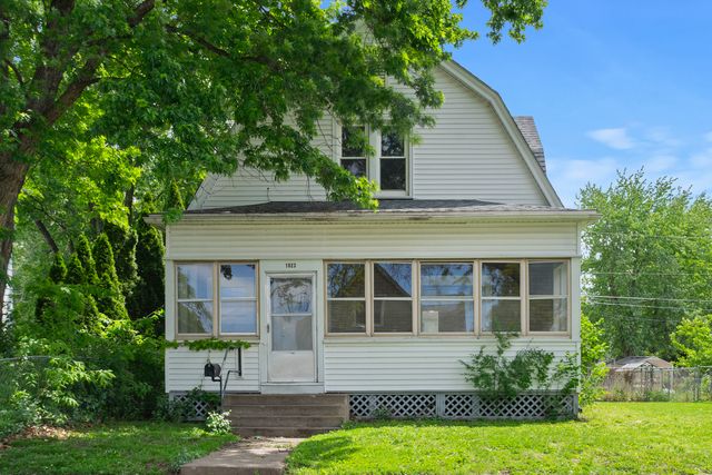 1023 16th Street, Rock Island, IL 61201