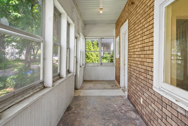 1023 16th Street, Rock Island, IL 61201