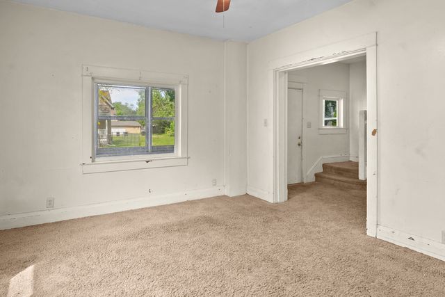 1023 16th Street, Rock Island, IL 61201