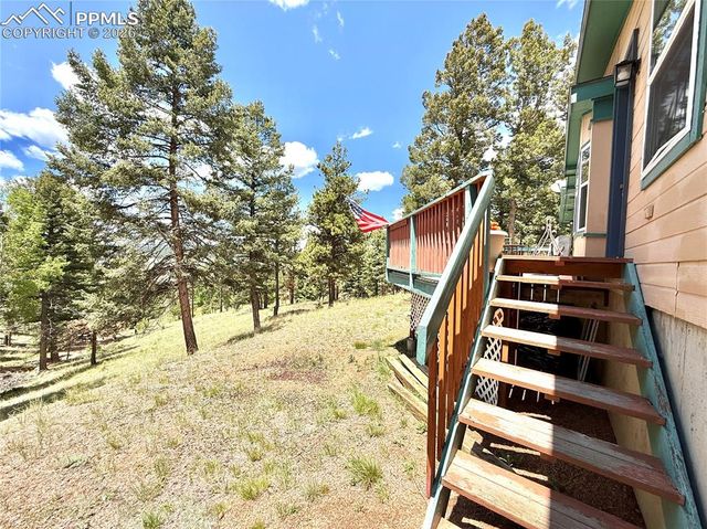17 Amanda Circle, Florissant, CO 80816