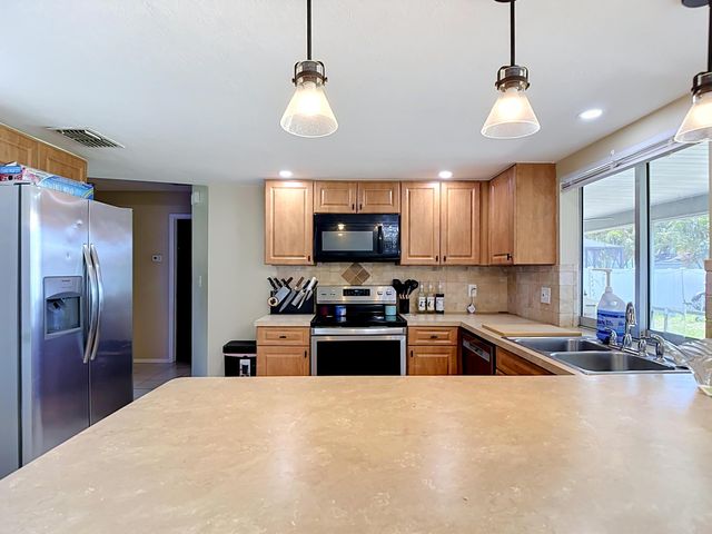 1832 SE Van Loon Terrace, Cape Coral, FL 33990