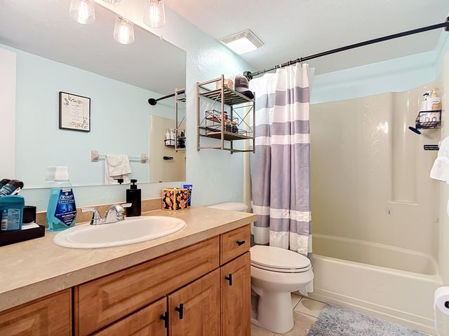 1832 SE Van Loon Terrace, Cape Coral, FL 33990