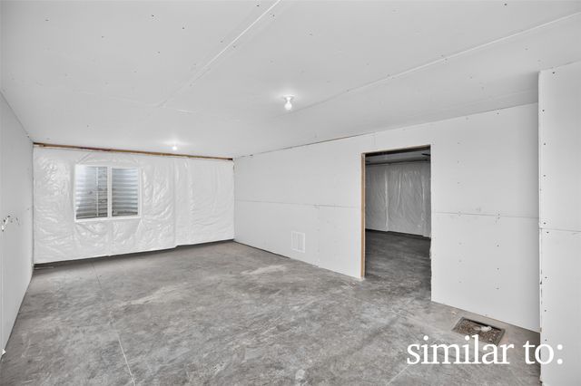 702 NE Crossing Oaks Drive, Ankeny, IA 50021