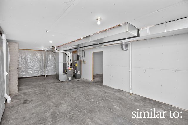 702 NE Crossing Oaks Drive, Ankeny, IA 50021