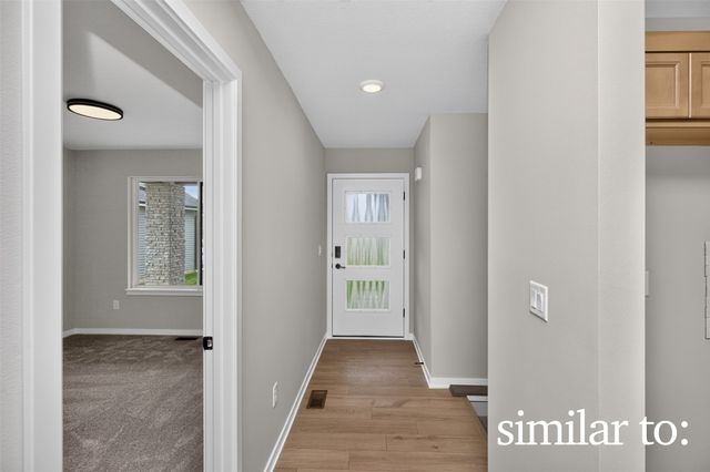 702 NE Crossing Oaks Drive, Ankeny, IA 50021