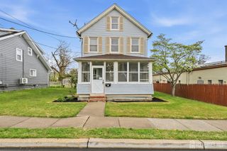 5 Grand Street, Middlesex, NJ 08831
