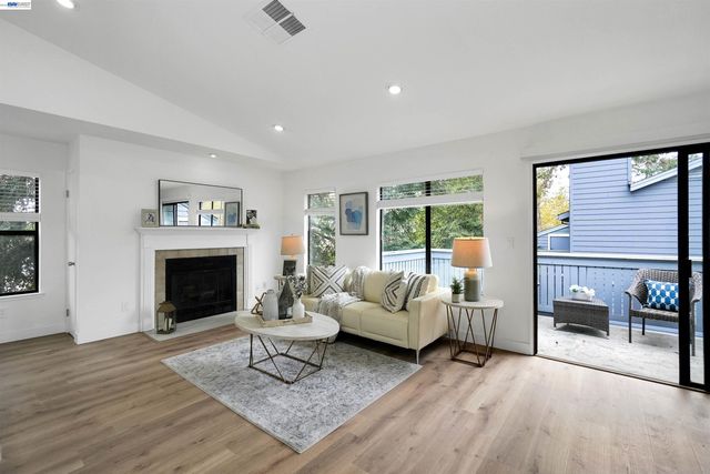 7126 Cross Creek Cir D, Dublin, CA 94568