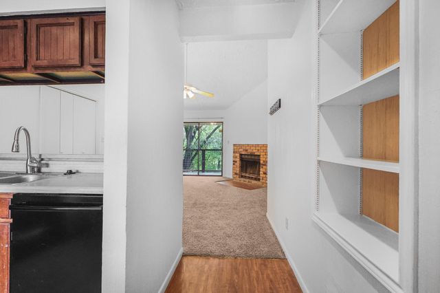 421 W San Antonio ST I3, San Marcos, TX 78666