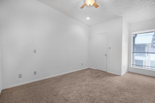 421 W San Antonio ST I3, San Marcos, TX 78666