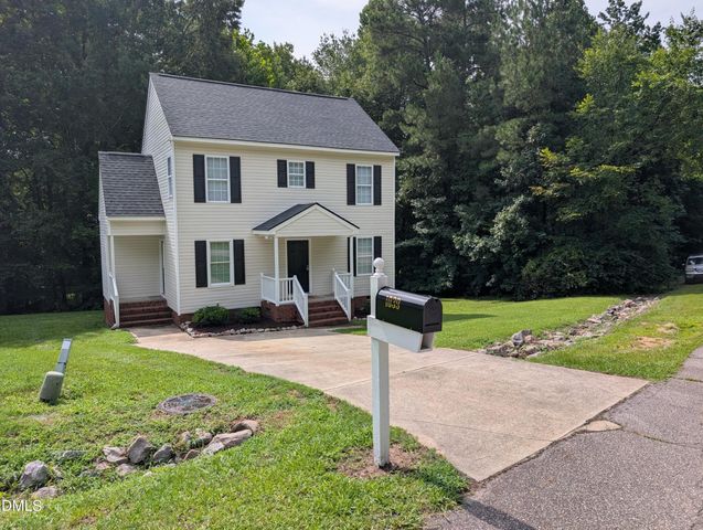 1039 Laurel Leaf Road, Zebulon, NC 27597