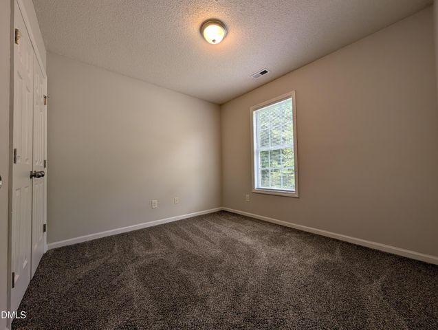 1039 Laurel Leaf Road, Zebulon, NC 27597
