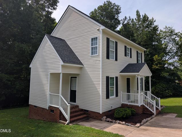 1039 Laurel Leaf Road, Zebulon, NC 27597