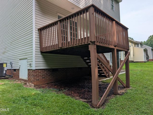 1039 Laurel Leaf Road, Zebulon, NC 27597